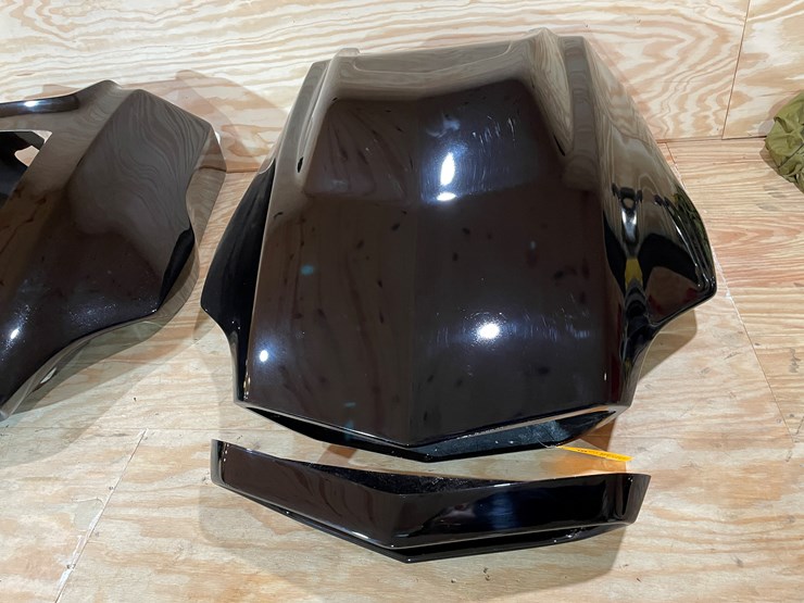 #3842-•-1977-arctic-cat-z-snowmobile-hood-image-2