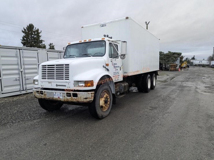 1992-international-4900-image-1