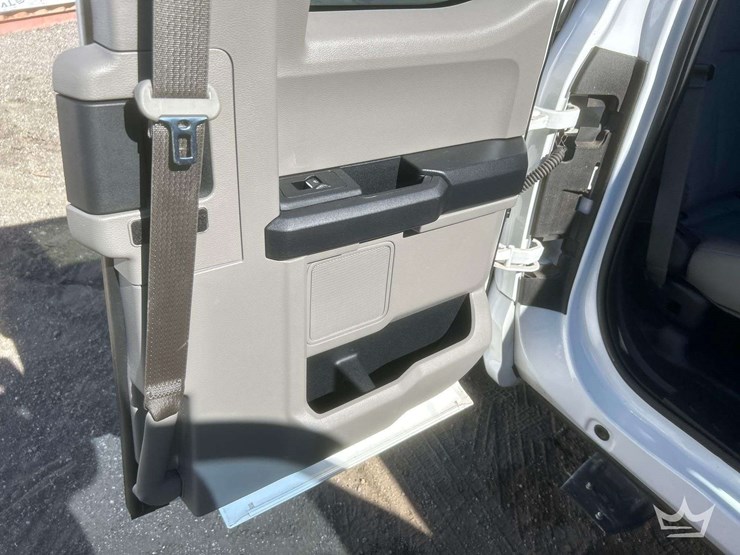 2015-ford-f150-image-16