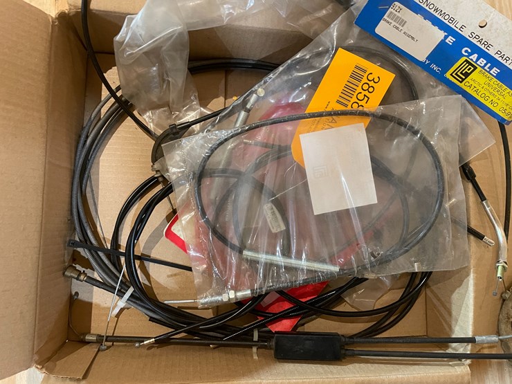 #3858-•-box-of-new-throttle,-brake-and-choke-cables-image-7