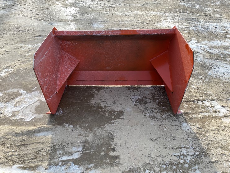 #2028-•-new-kc-mini-36"-snow-pusher-image-2