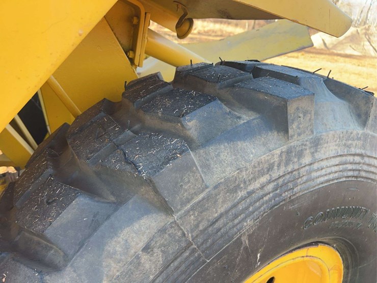 john-deere-840-image-90