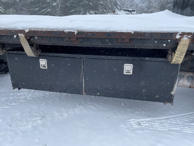 #400-•-2006-sterling-straight-truck-(has-wi-title)-image-22