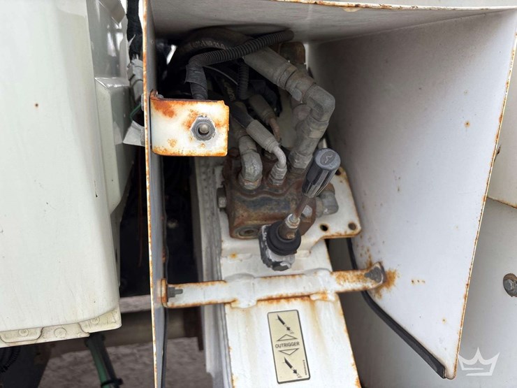 2007-international-durastar-4300-image-38