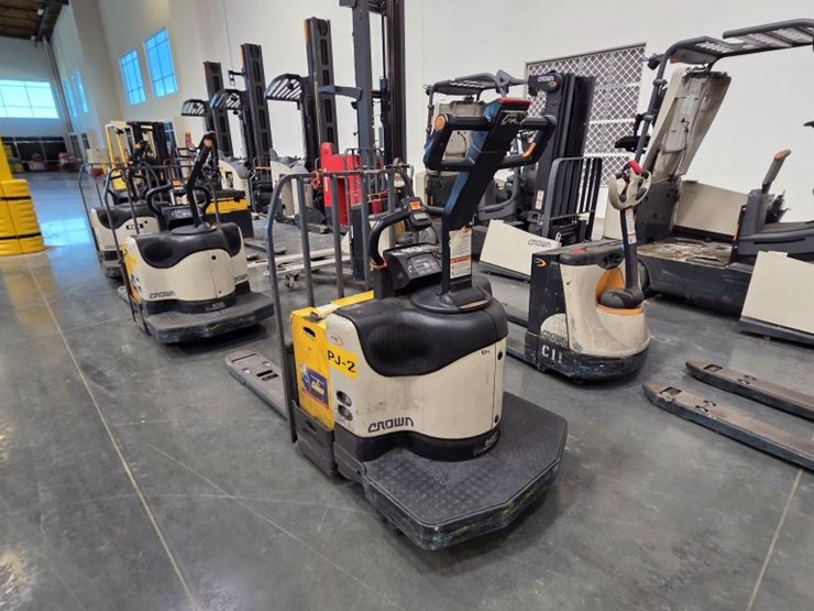 2021-crown-pe4500-60-image-1