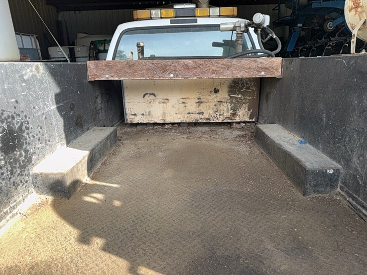 2004,-f-350-xl-service-truck,-8-ft,-diesel-6.0,-title-in-hand;-located-at-7241-roxbury-rd,-charles-city,-va,-please-call-804.837.9940-or-804.651.4404-with-questions-image-35