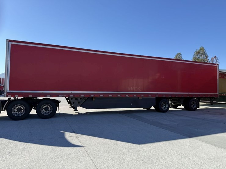 2016-utility-van-image-2