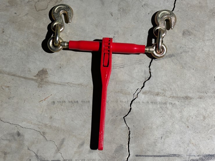 #1077-•-3/8-1/2-rachet-binder-image-1