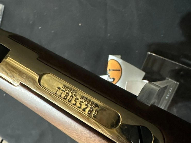 henry-brass-octagon-barrel-30-30-rifle-(sn#-ttb055280)-(box)-image-14