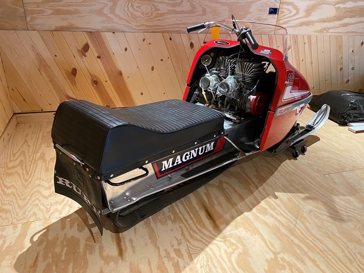 #3793-•-1970-rupp-440-magnum-snowmobile-image-7