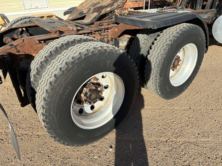 2006-mack-chn613-image-15