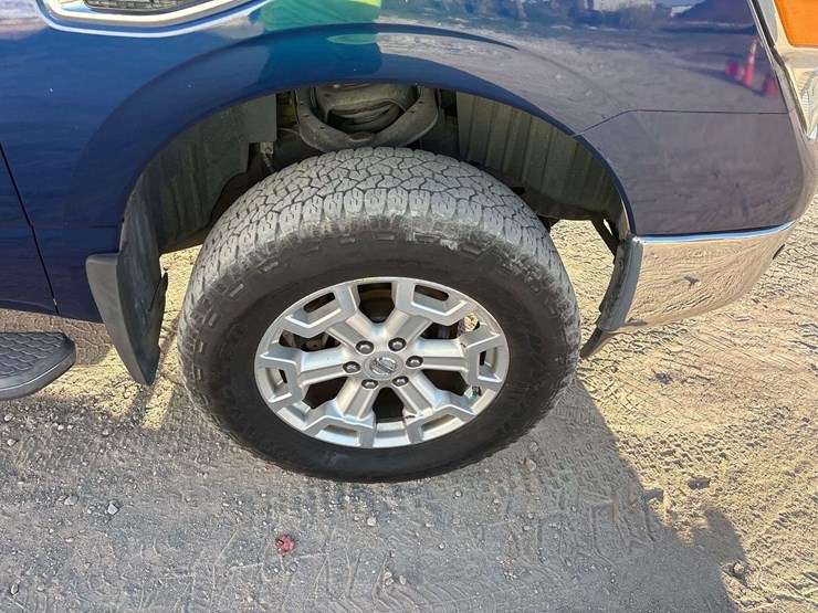 2016-nissan-titan-image-8