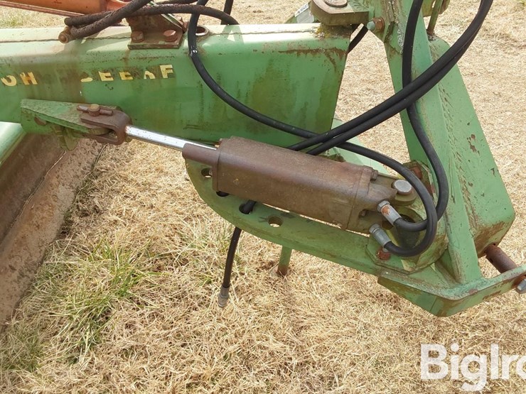 john-deere-115-image-10