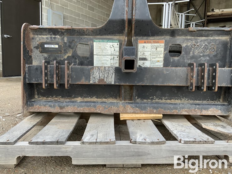 bobcat-skid-steer-3-pt-hitch-attachment-image-13