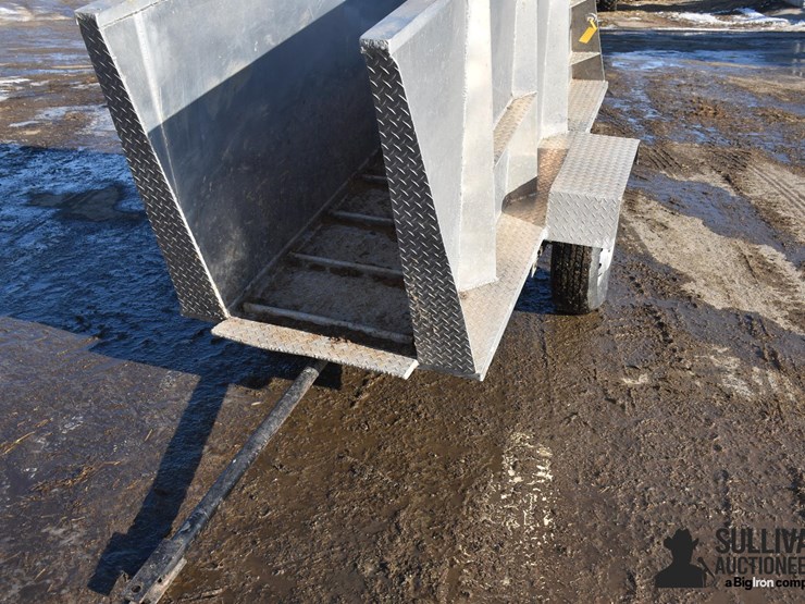 aluminum-cattle-loading-chute-image-10