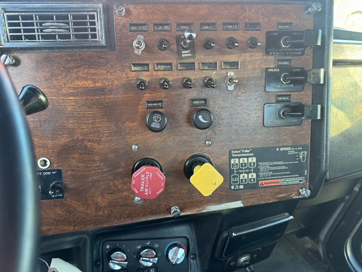 1997-caterpillar-3406-image-9