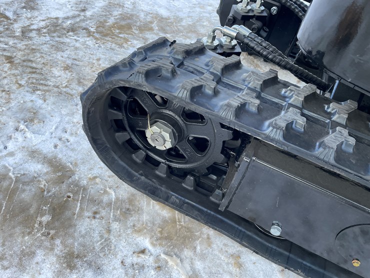 #201-•-miva-va15-mini-excavator-image-49