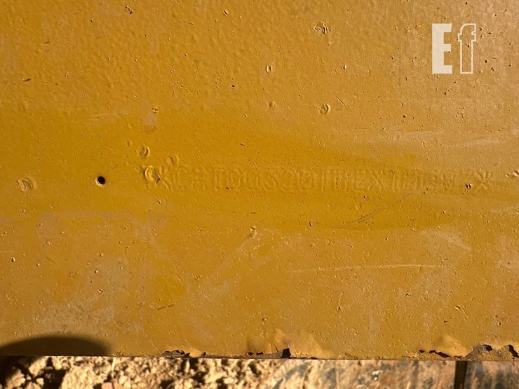 2018-caterpillar-320-image-15