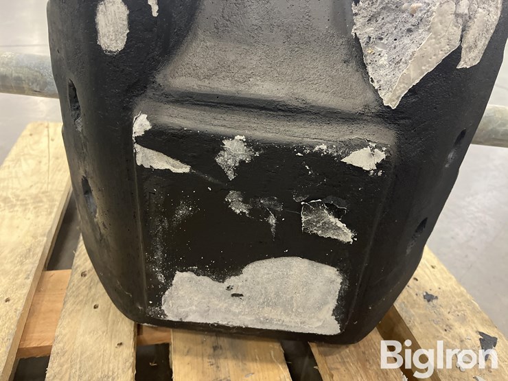 deutz-fahr-df-y1005-250kg-3-pt-concrete-ballast-image-9