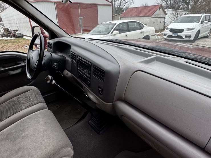 ford-f350-xlt-image-28