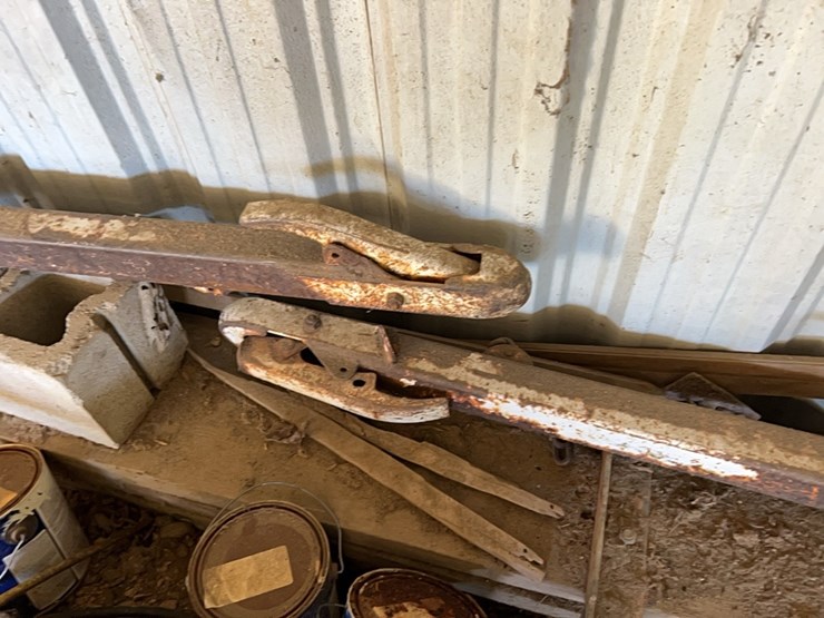 spray-coupe-tow-bar;-located-at-7241-roxbury-rd,-charles-city,-va,-please-call-804.837.9940-or-804.651.4404-with-questions-image-4