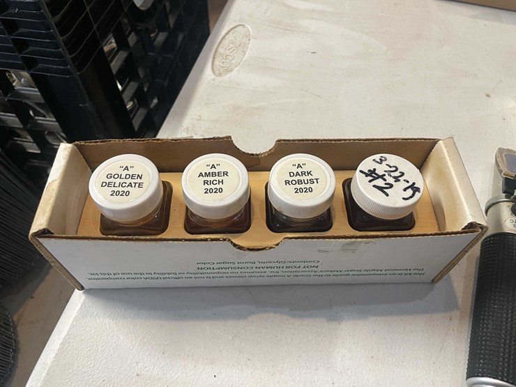 #6364-•-maple-syrup-lot-image-6