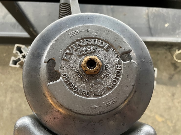 #3822-•-evinrude-elto-pal-vintage-outboard-boat-motor-image-4