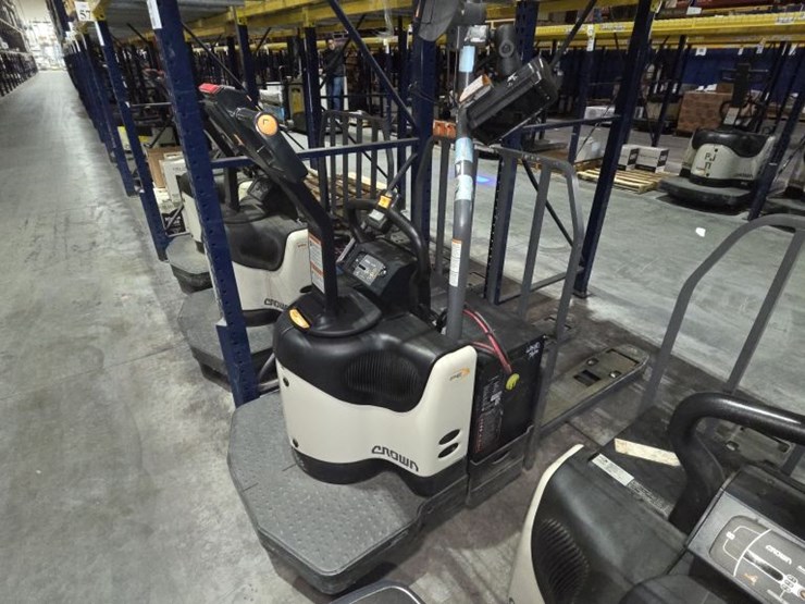 2020-crown-pe4500-60-image-1