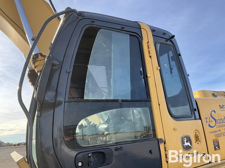 2003-deere-270c-lc-image-12