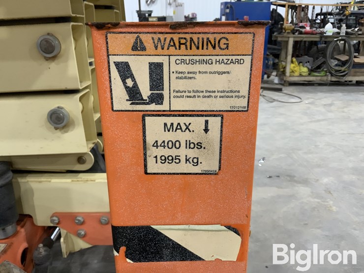 2014-jlg-4394rt-image-17