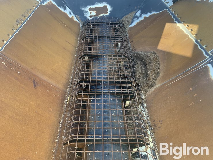 bourgault-1100-grain-cart-image-15