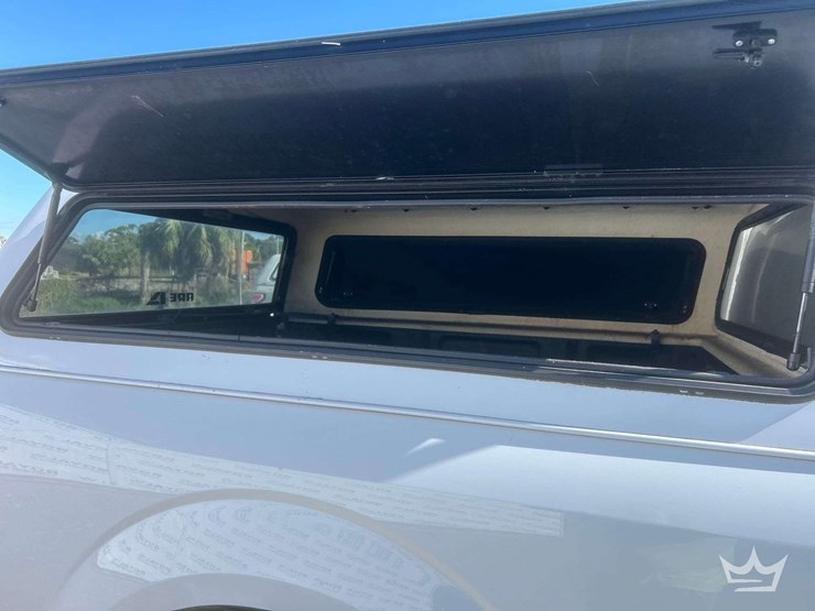 2015-ford-f150-image-13