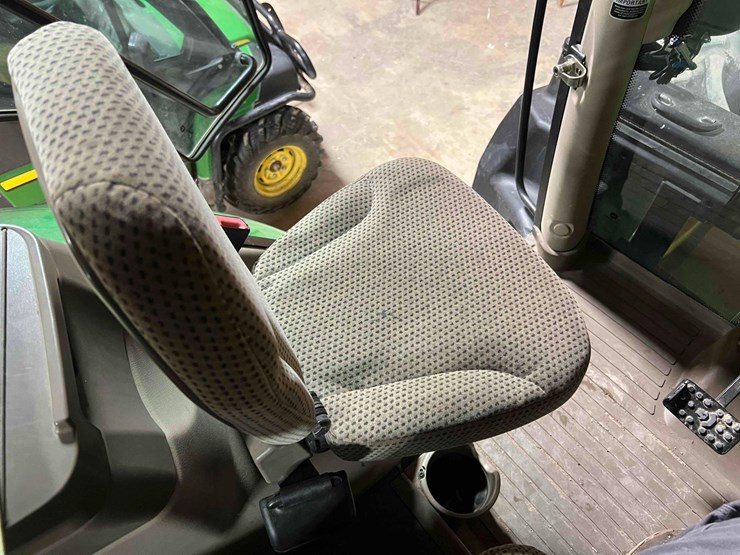 2013-john-deere-6170r-image-25