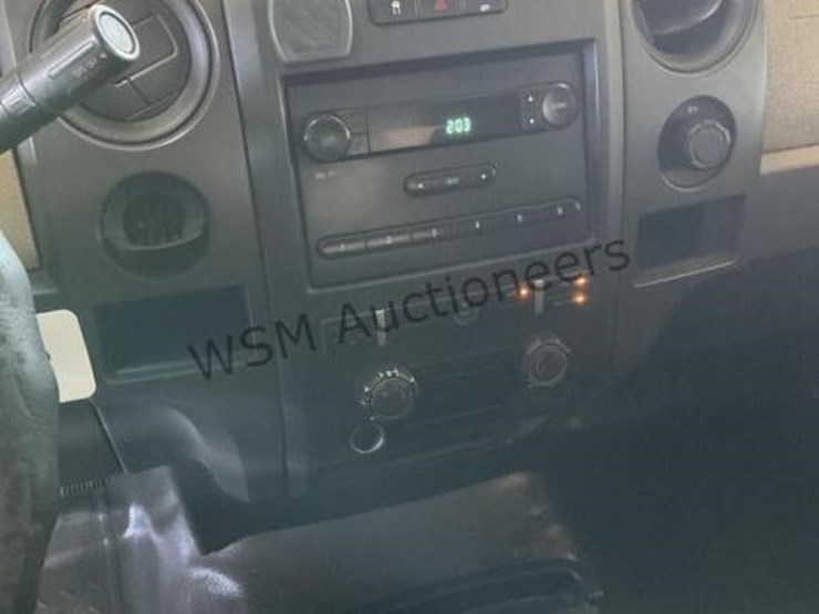 2010-ford-f150-image-19