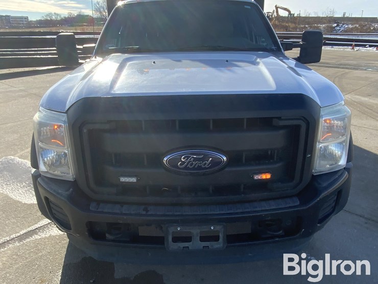 2012-ford-f550-xl-image-10