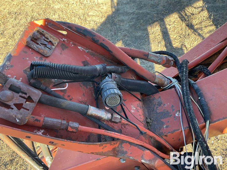 1995-hesston-4900-image-12