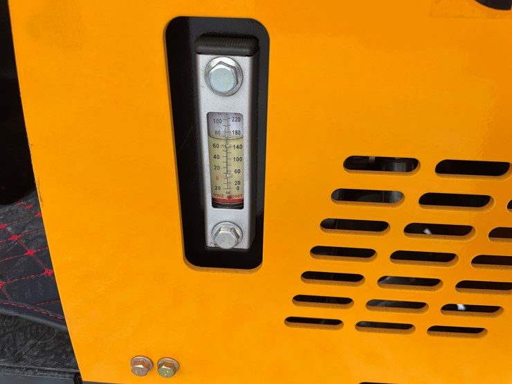 #204-•-miva-va13-mini-excavator-image-23