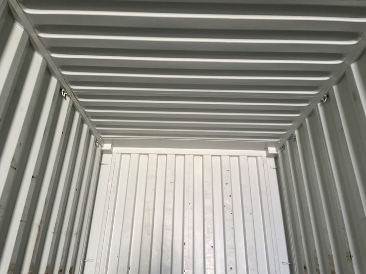 #104-•-40'-high-cube-shipping-container-image-12