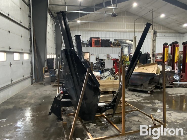 2025-giyi-gy-td27-skid-steer-tree-digger-image-4