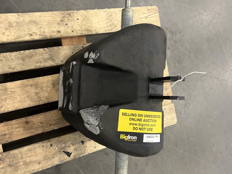 deutz-fahr-df-y1005-250kg-3-pt-concrete-ballast-image-15