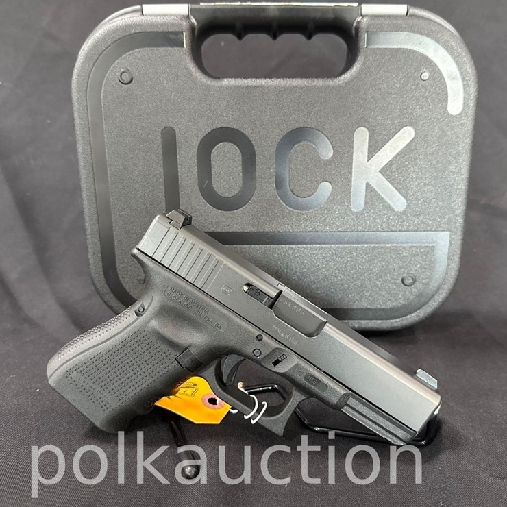 GLOCK G23 .40SW PISTOL (SN# USK806) (3MAGS/CASE)