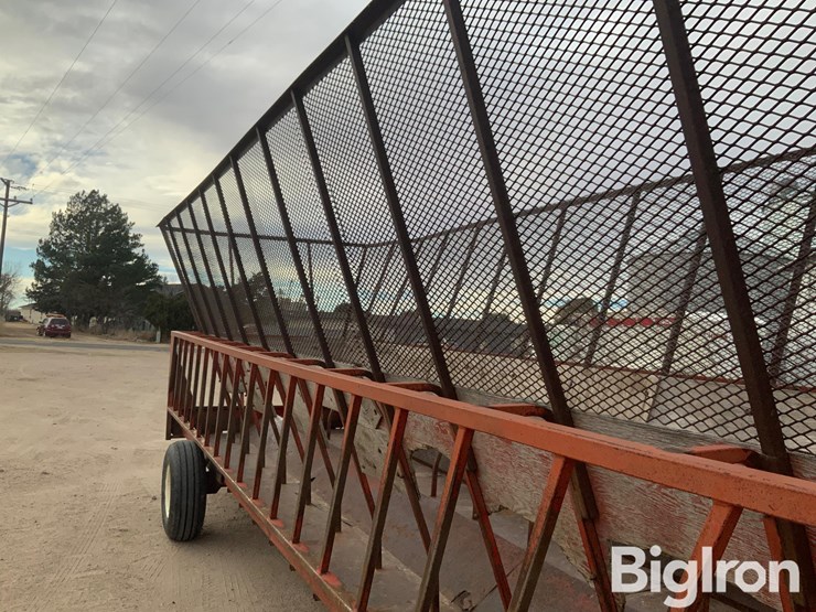 econo-grazer-bale-feeder-wagon-image-18