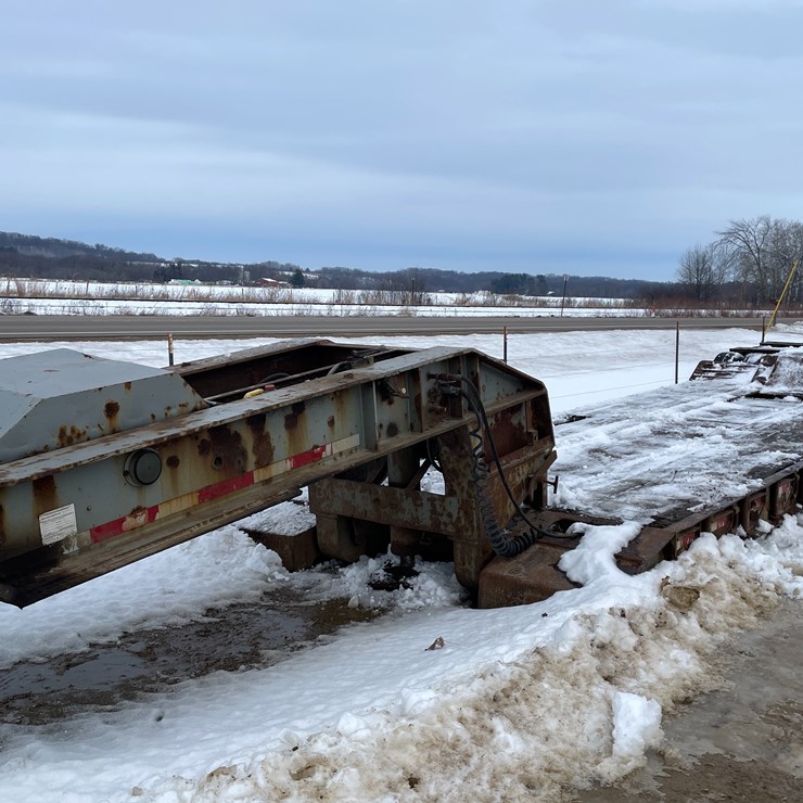 #1012 • 32' Lowboy Semi Trailer (No Title, For Parts)