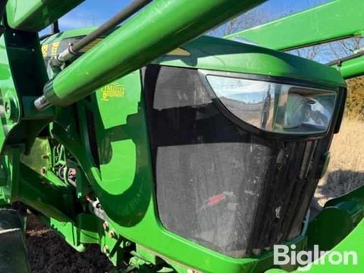 2016-john-deere-5045e-image-20