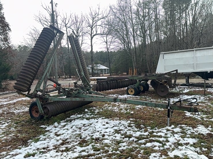 24-ft-folding-3-section-cultipacker-pull,-brillion;-located-at-7241-roxbury-rd,-charles-city,-va,-please-call-804.651.4404-with-questions-image-54