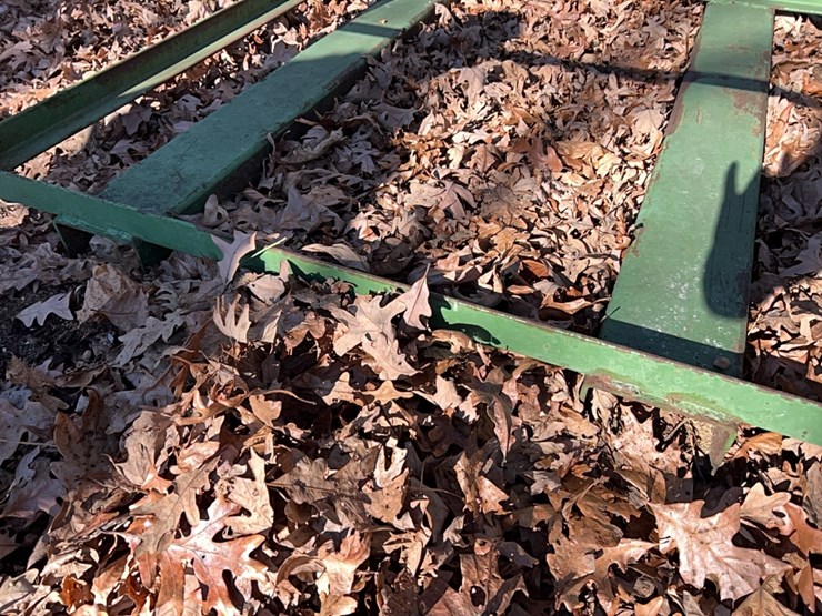 homemade-seed-tote-carrier;-located-at-7241-roxbury-rd,-charles-city,-va,-please-call-804.837.9940-or-804.651.4404-with-questions-image-6