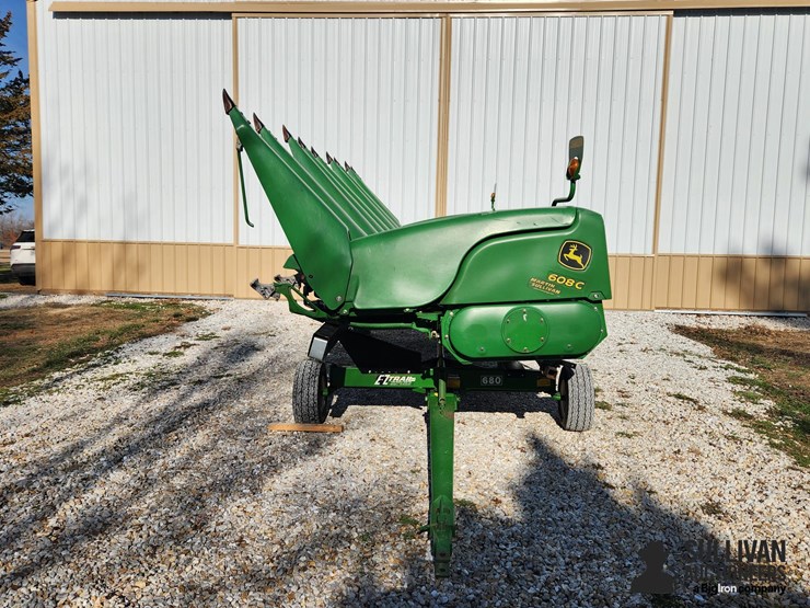 2012-john-deere-608c-image-2