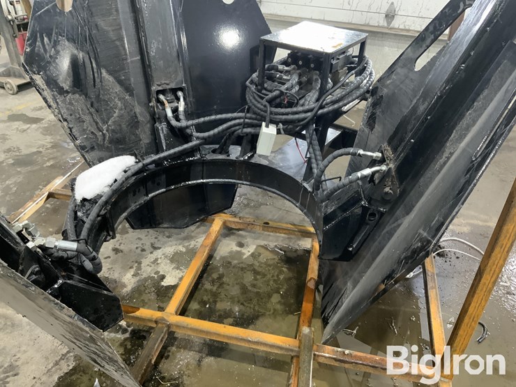 2025-giyi-gy-td27-skid-steer-tree-digger-image-17