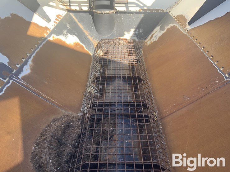 bourgault-1100-grain-cart-image-17