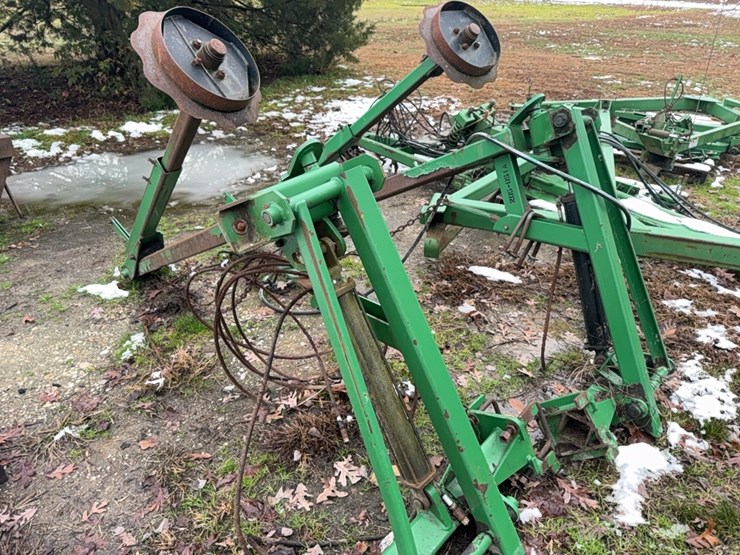 drill-rowmarkers;-located-at-7241-roxbury-rd,-charles-city,-va,--please-call-804.837.9940-or-804.651.4404-with-questions-image-4